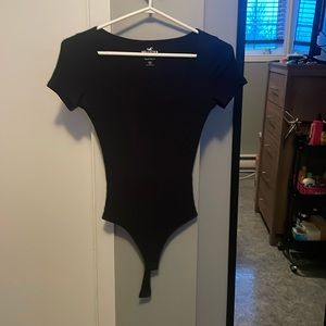 BUY 1 ITEM GET 1 FREE Hollister Short sleeve Bodysuit